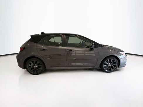 Used 2025 Toyota Corolla XSE FWD image 7