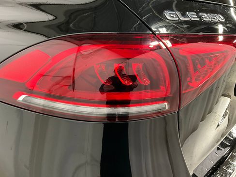 Used 2023 Mercedes-Benz GLE 350 4MATIC image 24