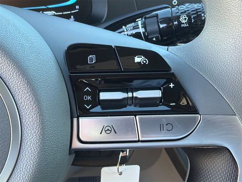 New 2026 Hyundai Elantra SE image 25