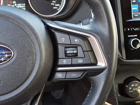 Used 2023 Subaru Forester Premium AWD/4WD image 23