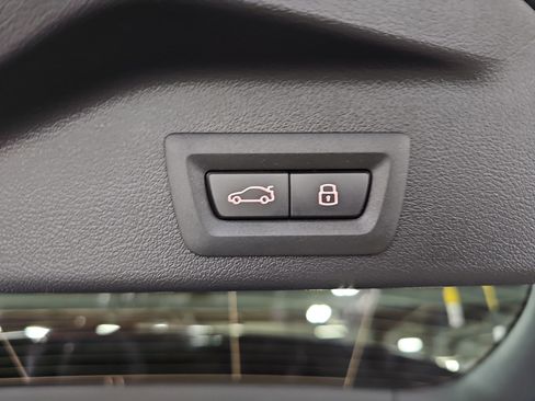 New 2026 BMW X5 xDrive40i w/ M Sport Package AWD/4WD image 15