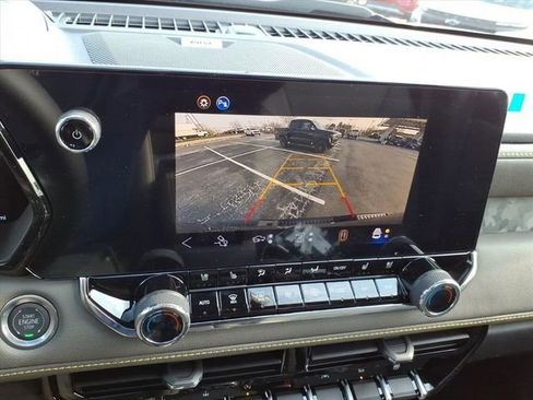 New 2026 Chevrolet Colorado ZR2 w/ Midnight Edition image 16