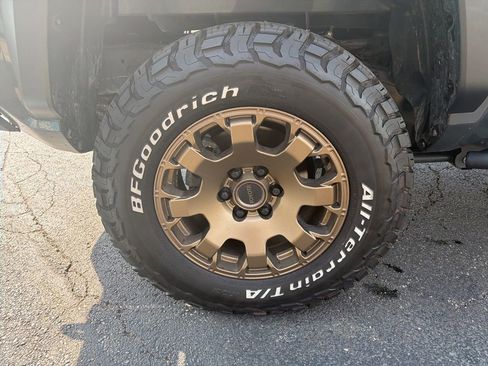 Used 2025 Toyota Tacoma 4x4 Double Cab Hybrid w/ Tow Tech Package image 40