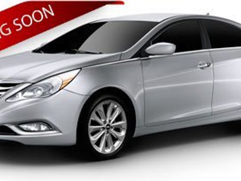 Used 2011 Hyundai Sonata GLS FWD image 1