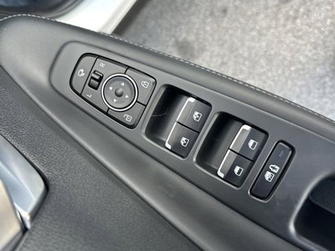 Used 2022 Hyundai Santa Fe Limited image 29