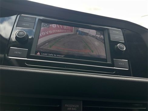 Used 2024 Volkswagen Jetta S image 15