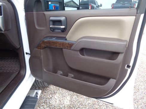 Used 2015 Chevrolet Silverado 2500 LT w/ LT Convenience Package image 62