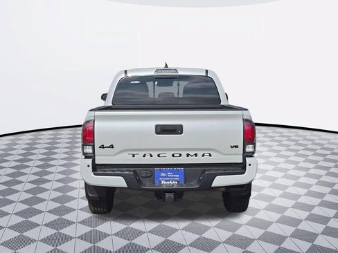 Used 2023 Toyota Tacoma Limited w/ Nightshade Package AWD/4WD image 4