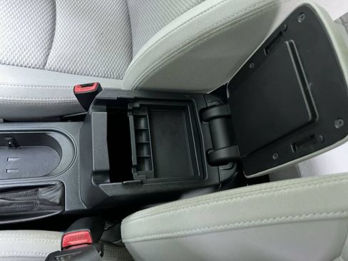 Used 2017 Subaru Forester 2.5i w/ Alloy Wheel Package AWD/4WD image 33