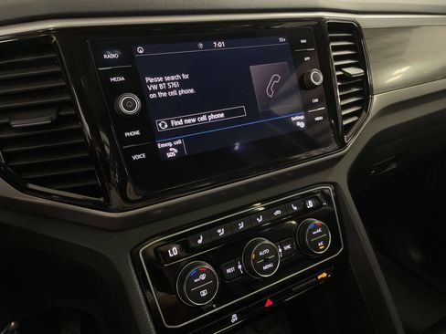 Used 2021 Volkswagen Atlas SEL image 14