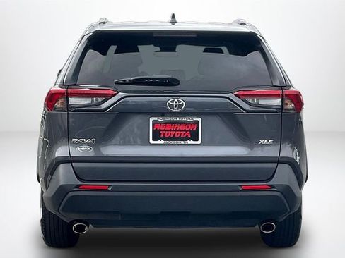 Used 2024 Toyota RAV4 XLE image 4