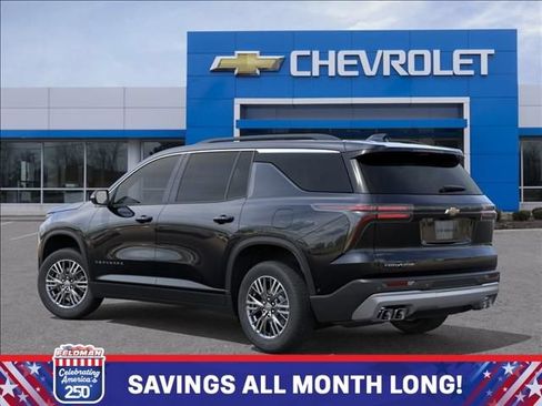 New 2026 Chevrolet Traverse LT w/ Driver Confidence Package FWD image 3