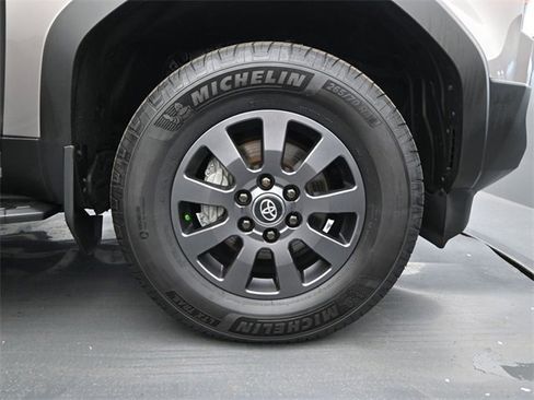 Used 2025 Toyota Land Cruiser w/ Premium Package image 19