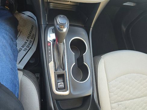 Used 2019 Chevrolet Equinox LT image 29