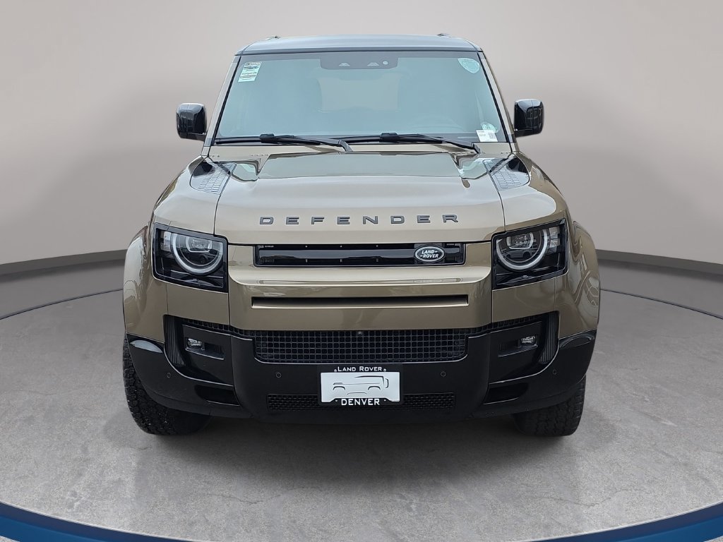 New 2026 Land Rover Defender 110 X-Dynamic SE AWD/4WD image 2