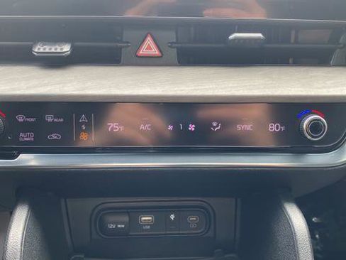Used 2023 Kia Sportage X-Line w/ X-Line Premium Package AWD/4WD image 18