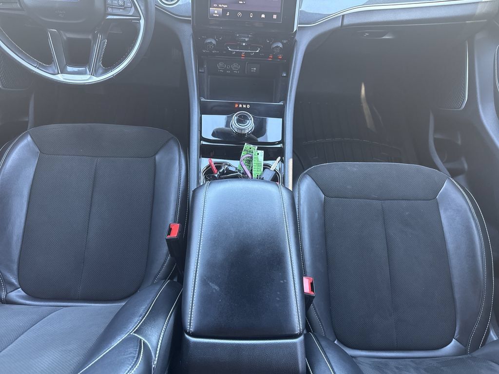 Used 2021 Jeep Grand Cherokee L Laredo AWD/4WD image 15