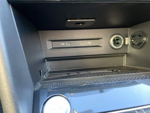 New 2026 Volkswagen Taos SE FWD image 39