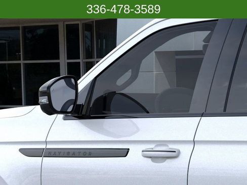 New 2025 Lincoln Navigator Reserve w/ Jet Appearance Package image 20