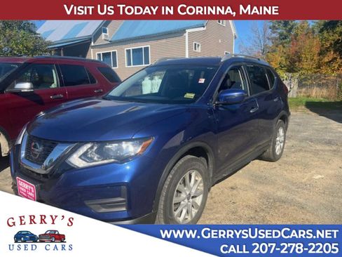 Used 2018 Nissan Rogue SV image 1