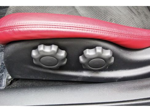 Used 2025 Nissan Z Performance w/ Floor Mat Package RWD image 31