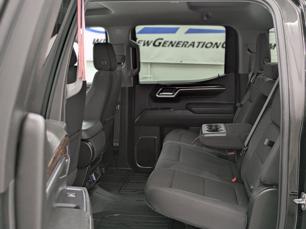 Used 2024 GMC Sierra 1500 Elevation AWD/4WD image 14