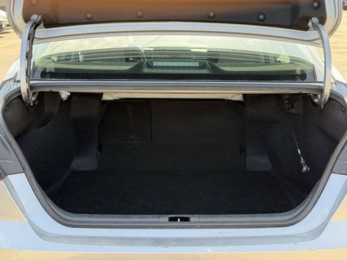Used 2025 Toyota Camry LE FWD image 34