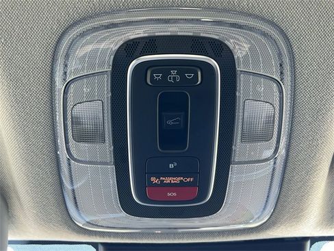 Used 2024 Hyundai Elantra Limited image 16