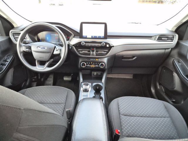 Used 2025 Ford Escape Active AWD/4WD image 21
