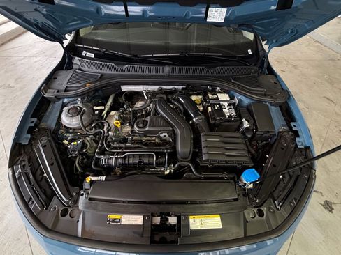 Used 2025 Volkswagen Jetta SE image 36