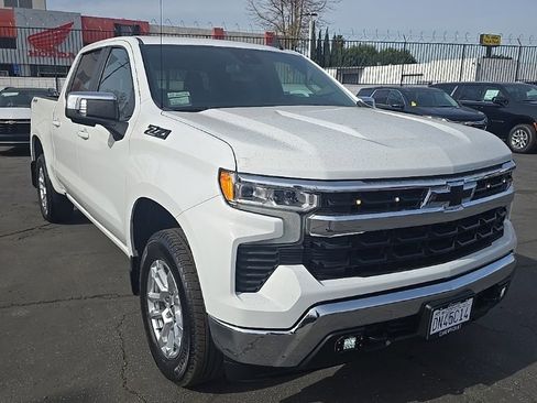 Used 2023 Chevrolet Silverado 1500 LT w/ Safety Package image 3