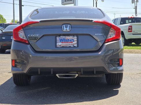 Used 2019 Honda Civic Sport image 14