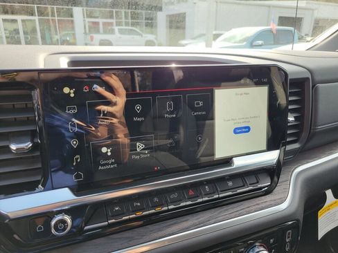 New 2026 GMC Sierra 1500 SLT image 21