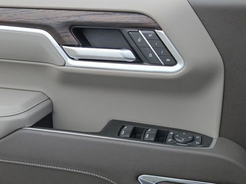 New 2026 GMC Sierra 1500 SLT image 27