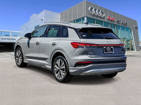 Used 2023 Audi Q4 e-tron Premium Plus w/ Premium Plus RWD image 2