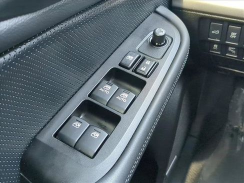 Used 2016 Subaru Outback 2.5i Limited image 25