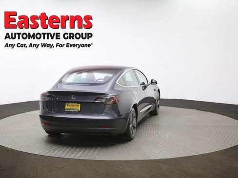 Used 2018 Tesla Model 3 Long Range image 37