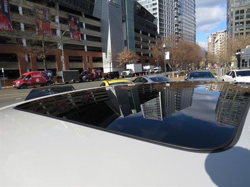 Used 2024 Porsche Cayenne S image 29