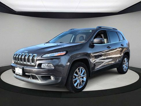 Used 2014 Jeep Cherokee Limited w/ Technology Group image 4