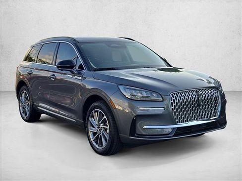 Used 2025 Lincoln Corsair FWD w/ Equipment Group 101A image 3