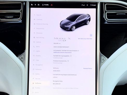 Used 2016 Tesla Model X 90D AWD/4WD image 18