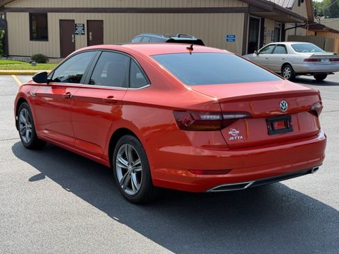 Used 2019 Volkswagen Jetta R-Line FWD image 6