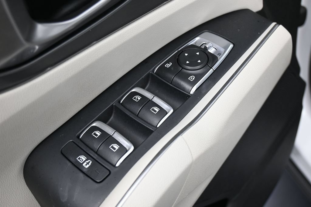 Used 2024 Kia Sorento S w/ Panoramic Sunroof Package FWD image 14