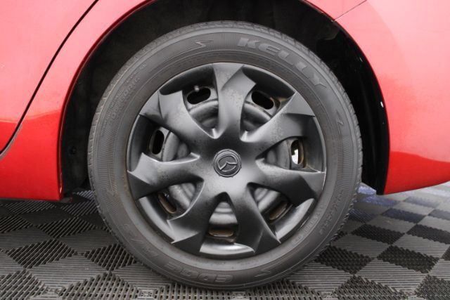 Used 2015 MAZDA MAZDA3 i Sport FWD image 8