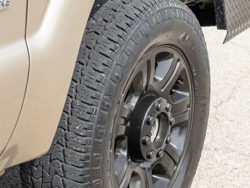 Used 2014 Ford F350 Lariat w/ Lariat Ultimate Package image 12