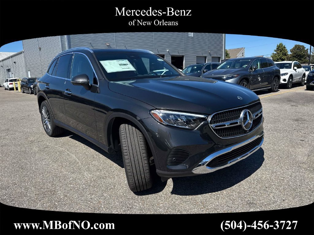 Used 2026 Mercedes-Benz GLC 300 4MATIC image 1