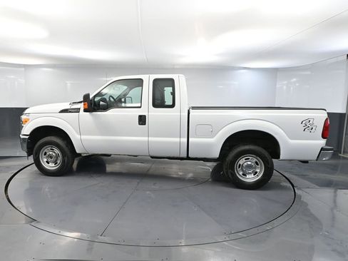 Used 2016 Ford F250 XL w/ Power Equipment Group image 10
