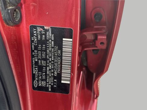 Used 2014 Hyundai Accent SE FWD image 26