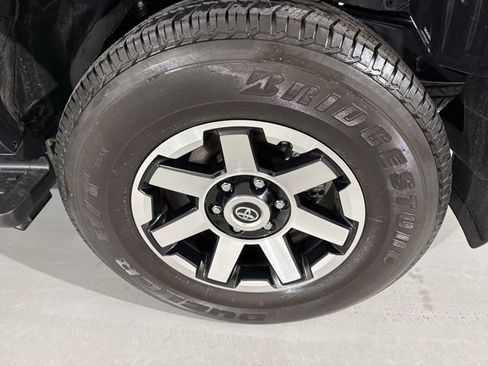Used 2023 Toyota 4Runner TRD Off-Road Premium image 9