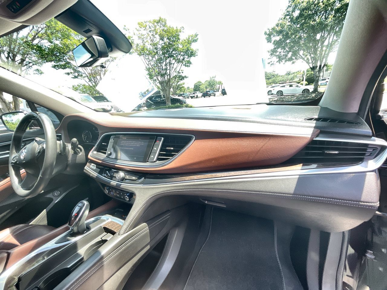 Used 2021 Buick Enclave Avenir w/ Avenir Technology Package FWD image 30